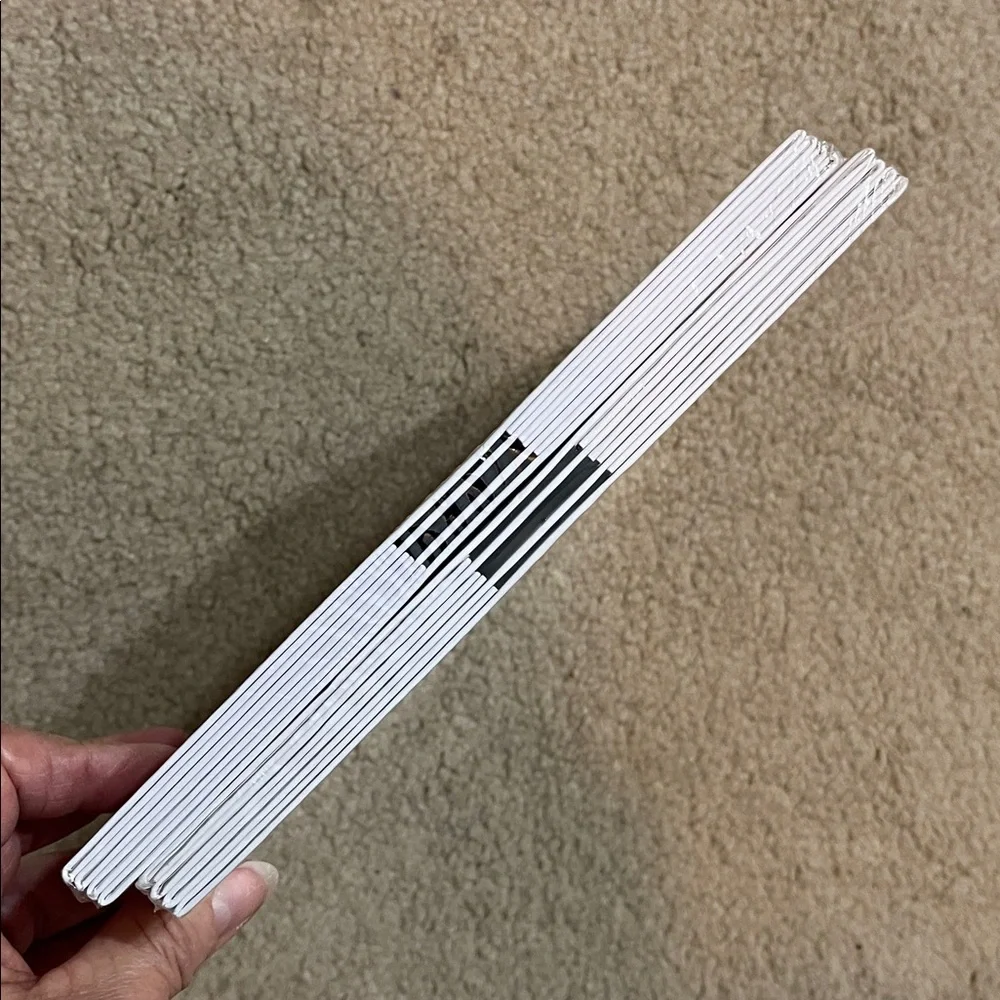 White Gift Boxes & Gold Ribbon – 3 sizes,NEW in Unopened Packaging